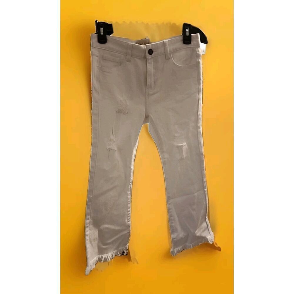 NWT Moon River White Flare Distressed Womens Jeans Size Medium CR3